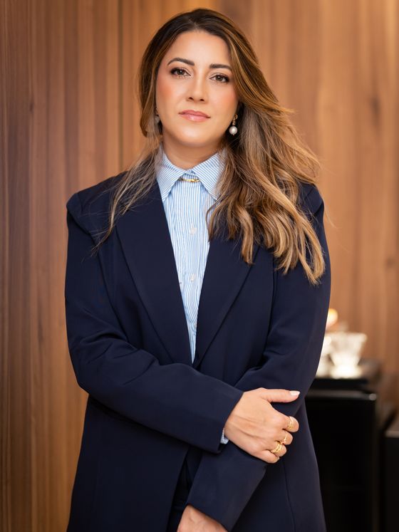 Retrato da advogada Karina Aparecida Martins.